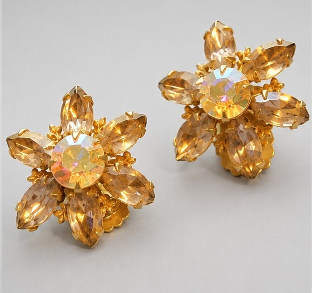 Vintage AB Rhinestone Flower Clip On Earrings 1 1/8" Fleur di Lis wc-18